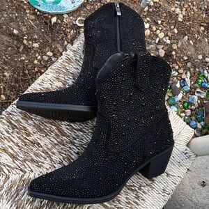 Equestrian Black Rhinestone Cowgirl Square Toe Ankle Boots New Without Box
